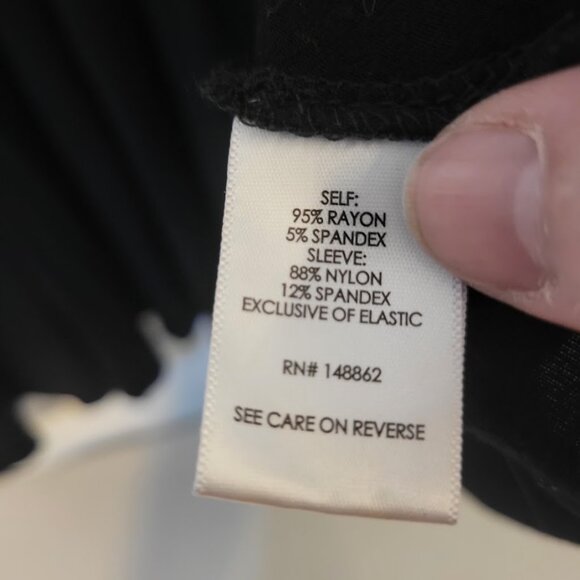 Torrid Black lace and black fabric dress size 5x plus Host Pick - Picture 3 of 4